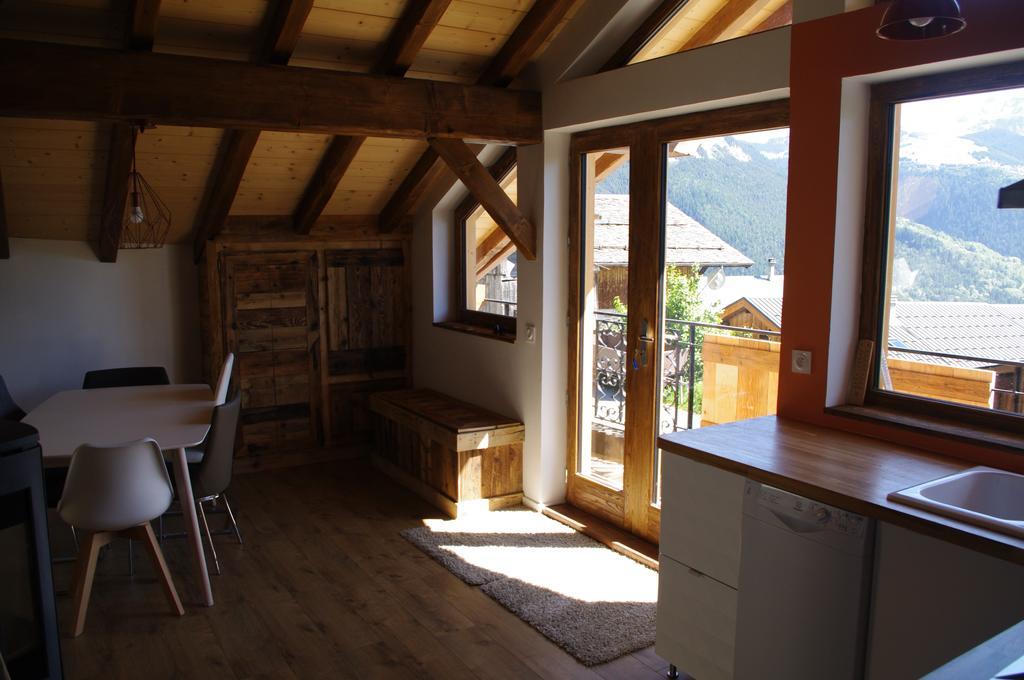 Petit Chalet Vieux Bois Bozel Exterior foto